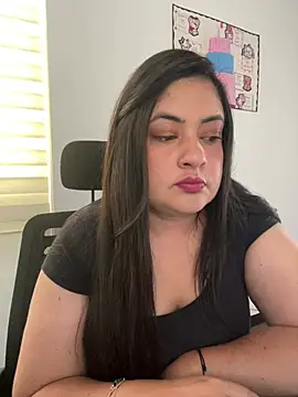 Snapshot of Antonella_Bernal_ chatting on July 16, 2026, 1:39 pm Antonella Bernal online show from July 16, 2026, 1:39 pm