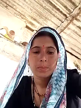 Neetujaan15 online show from July 18, 2026, 9:46 am