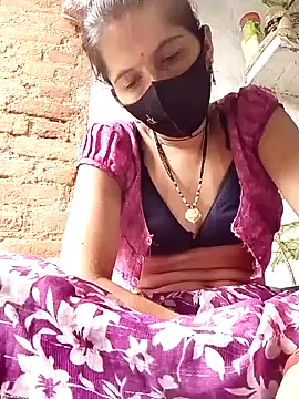 Neetujaan15 online show from July 21, 2026, 5:32 am