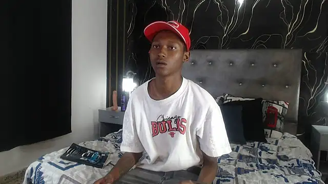 Snapshot of Joel_Bell1 chatting on August 4, 2026, 7:49 pm Joel Bell1 online show from August 4, 2026, 7:49 pm