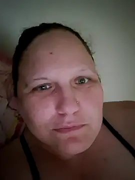 Snapshot of Mellegirl chatting on July 21, 2026, 10:39 am Mellegirl online show from July 21, 2026, 10:39 am