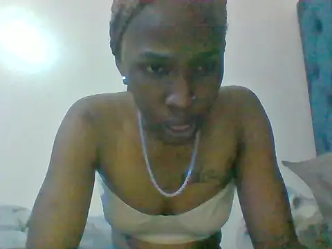 Snapshot of essyaki chatting on July 23, 2026, 6:28 pm essyaki online show from July 23, 2026, 6:28 pm