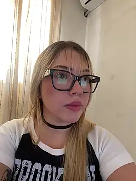 Snapshot of ZoeJhonson-1 chatting on July 28, 2026, 4:50 pm ZoeJhonson-1 online show from July 28, 2026, 4:50 pm