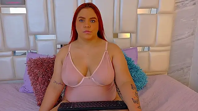 Snapshot of Sofiaa_Rivera chatting on July 24, 2026, 8:18 pm Sofiaa Rivera online show from July 24, 2026, 8:18 pm