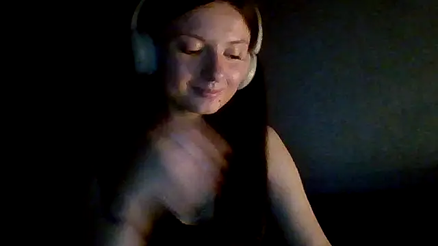 yana101 online show from July 28, 2026, 8:52 pm