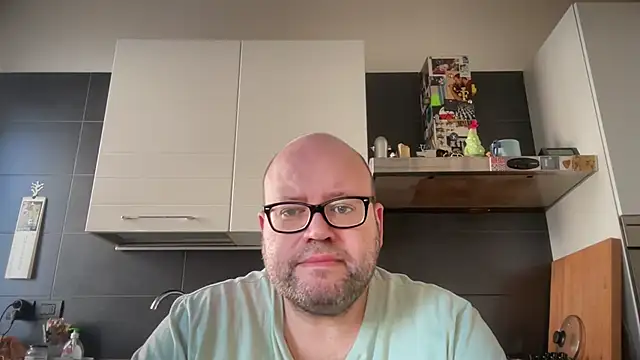 theitalianbear online show from December 2, 2024, 12:29 pm