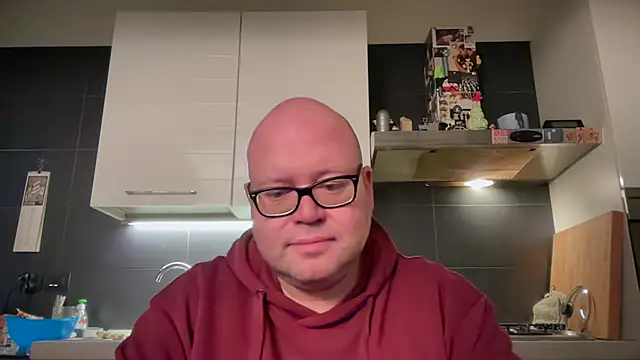 theitalianbear online show from December 21, 2024, 6:09 am