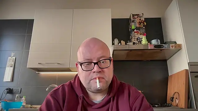 theitalianbear online show from December 22, 2024, 1:22 pm