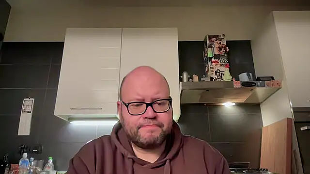 theitalianbear online show from January 31, 2025, 6:57 pm