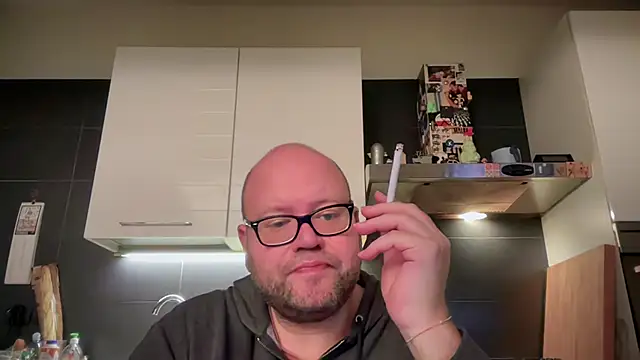 theitalianbear online show from February 13, 2025, 5:33 pm