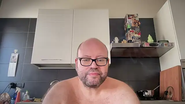 theitalianbear online show from September 17, 2025, 11:01 am