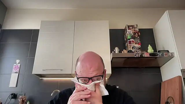 theitalianbear online show from April 4, 2026, 8:01 am