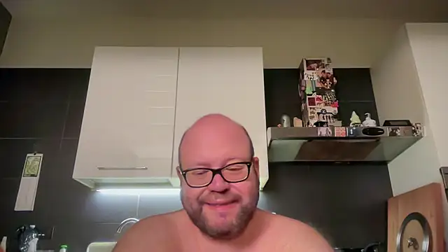 theitalianbear online show from May 15, 2026, 11:01 pm