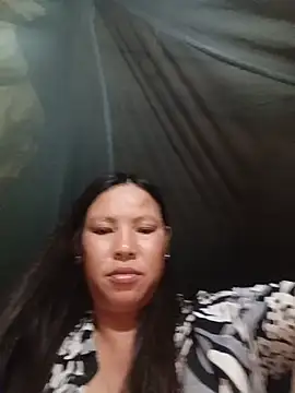 Snapshot of Malysa-xx chatting on July 28, 2026, 3:21 pm Malysa-xx online show from July 28, 2026, 3:21 pm