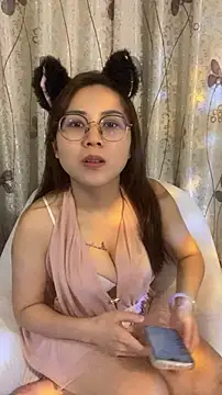 lisa588 online show from July 28, 2026, 3:21 pm