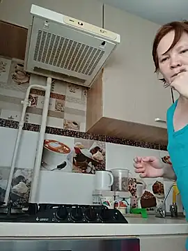 Renata Dell online show from July 28, 2026, 6:20 am