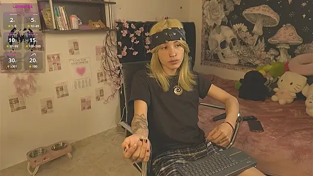 JohnnyJones  online show from August 2, 2026, 8:57 am
