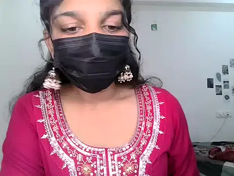 Snapshot of TANNU_SONI_ chatting on August 3, 2026, 9:26 am TANNU SONI online show from August 3, 2026, 9:26 am