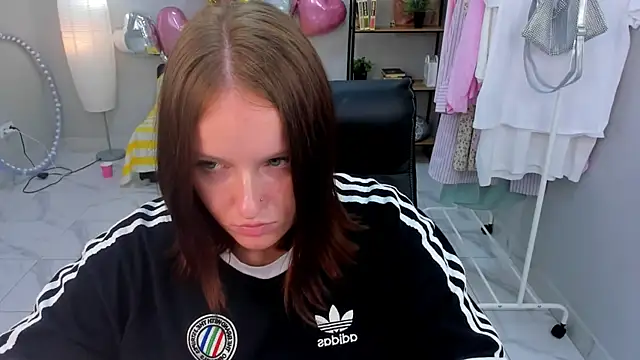 GiovannaLaw online show from August 9, 2026, 1:38 pm