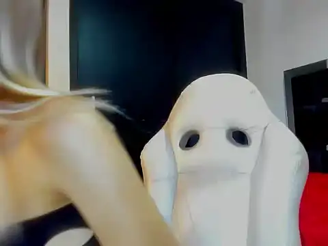 Snapshot of Miranda_bigcock3 chatting on August 2, 2026, 7:23 pm Miranda bigcock3 online show from August 2, 2026, 7:23 pm