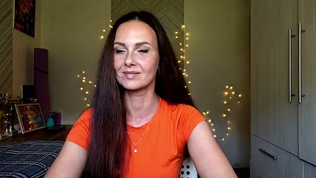 Snapshot of VictoriaBennettt chatting on August 3, 2026, 10:32 am VictoriaBennettt online show from August 3, 2026, 10:32 am
