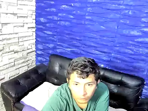 Snapshot of juan_picazo chatting on August 3, 2026, 5:16 pm juan picazo online show from August 3, 2026, 5:16 pm