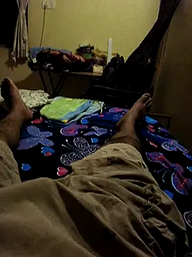 Snapshot of Rahul-757698u chatting on August 3, 2026, 7:28 pm Rahul-757698u online show from August 3, 2026, 7:28 pm