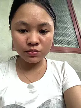 Nhuyensexy online show from August 4, 2026, 3:53 am