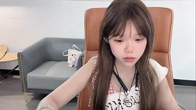 Snapshot of xiaoting-baby chatting on August 5, 2026, 9:12 am xiaoting-baby online show from August 5, 2026, 9:12 am