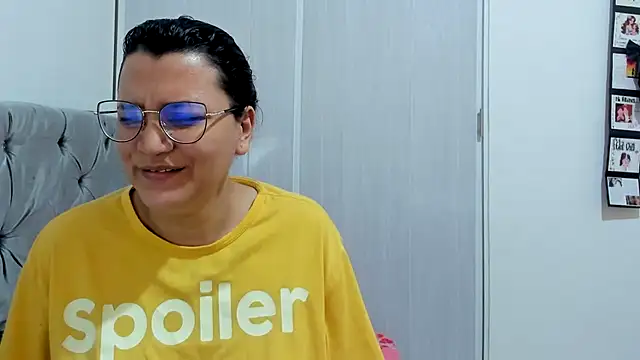 MARILYN GARCIA online show from January 12, 2025, 1:48 pm