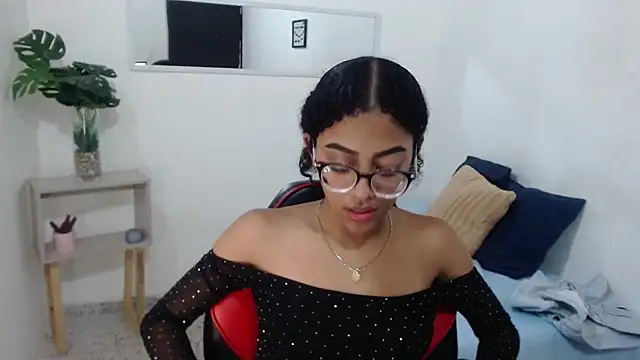 Snapshot of Megan_Fierce chatting on August 7, 2026, 4:20 pm Megan Fierce online show from August 7, 2026, 4:20 pm