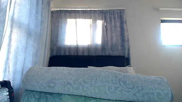 leanna23 online show from May 23, 2026, 5:12 am