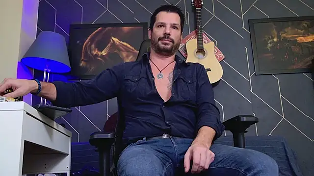 ChrisKox online show from November 21, 2025, 6:06 pm