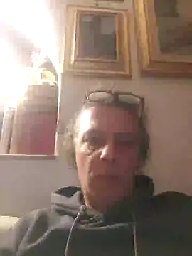 gianlux128bis online show from December 18, 2024, 8:57 pm