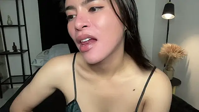 Snapshot of your_bianca69 chatting on April 7, 2026, 11:59 pm your bianca69 online show from April 7, 2026, 11:59 pm