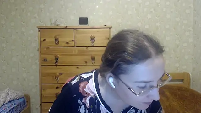 Snapshot of Smart_Rose chatting on January 26, 2025, 5:34 pm Smart Rose online show from January 26, 2025, 5:34 pm