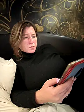 Natali UA online show from October 21, 2025, 4:41 pm