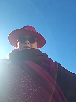 MucMilf59 online show from November 6, 2025, 10:27 am