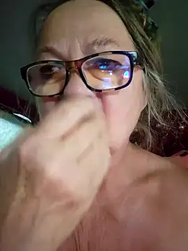 Snapshot of MucMilf59 chatting on May 15, 2026, 6:20 am MucMilf59 online show from May 15, 2026, 6:20 am