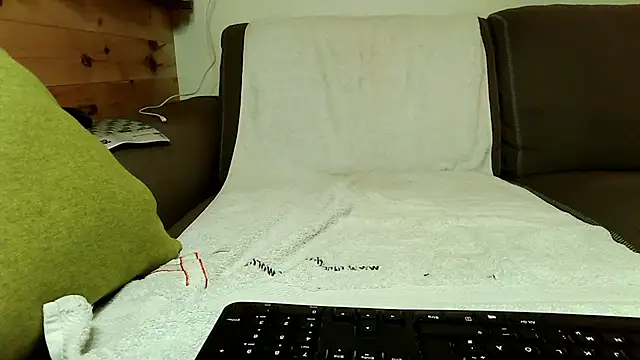 chili 80 online show from February 4, 2026, 7:09 pm