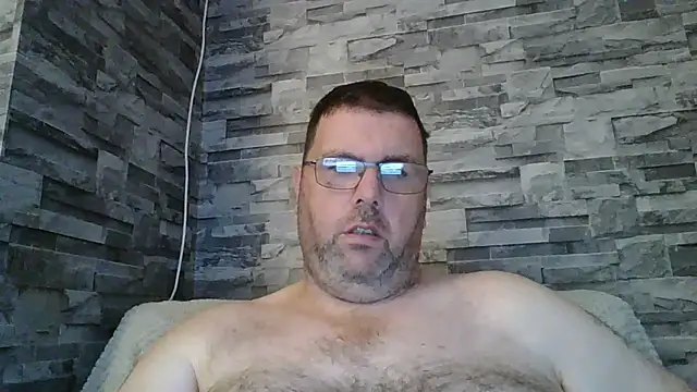 Snapshot of WOOLYMARK2507 chatting on December 24, 2024, 3:47 pm WOOLYMARK2507 online show from December 24, 2024, 3:47 pm