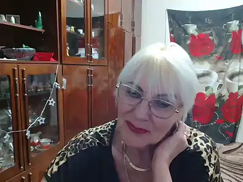 Snapshot of JenaCheim chatting on December 13, 2024, 10:13 pm JenaCheim online show from December 13, 2024, 10:13 pm