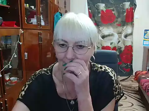 Snapshot of JenaCheim chatting on December 28, 2024, 7:00 am JenaCheim online show from December 28, 2024, 7:00 am