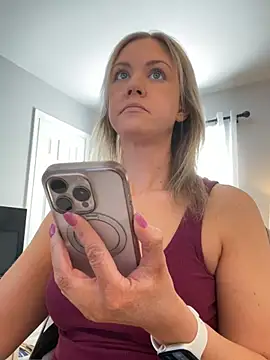 Snapshot of Kay_Cakes chatting on February 2, 2026, 4:49 pm Kay Cakes online show from February 2, 2026, 4:49 pm