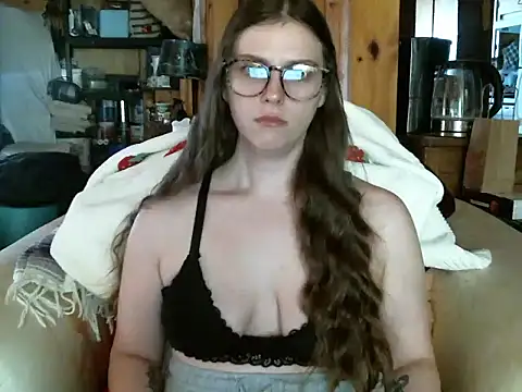 katie kitten38 online show from April 8, 2026, 1:55 pm