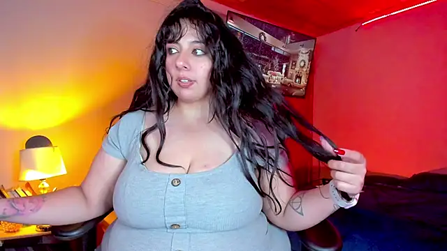 Snapshot of coraline_latin chatting on December 5, 2024, 1:36 am coraline latin online show from December 5, 2024, 1:36 am
