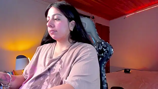 Snapshot of coraline_latin chatting on December 27, 2024, 9:54 pm coraline latin online show from December 27, 2024, 9:54 pm