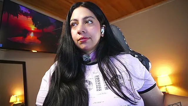 coraline latin online show from April 14, 2026, 12:55 pm