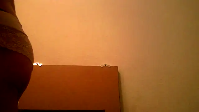 AthleticWomenizer2 online show from September 29, 2025, 5:51 pm