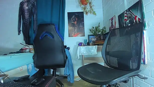 Snapshot of Zack_Grey chatting on February 22, 2025, 2:19 pm Zack Grey online show from February 22, 2025, 2:19 pm